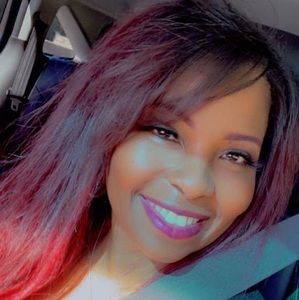 Meet your Posher, Dee